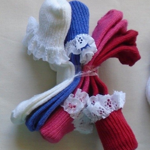 Vintage 4 Pairs LaceTrim Ribbed Bobby Socks
